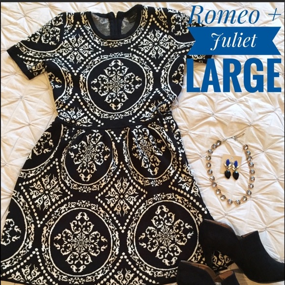 Romeo & Juliet Couture Dresses & Skirts - Romeo+Juliet Couture Sweater Dress
